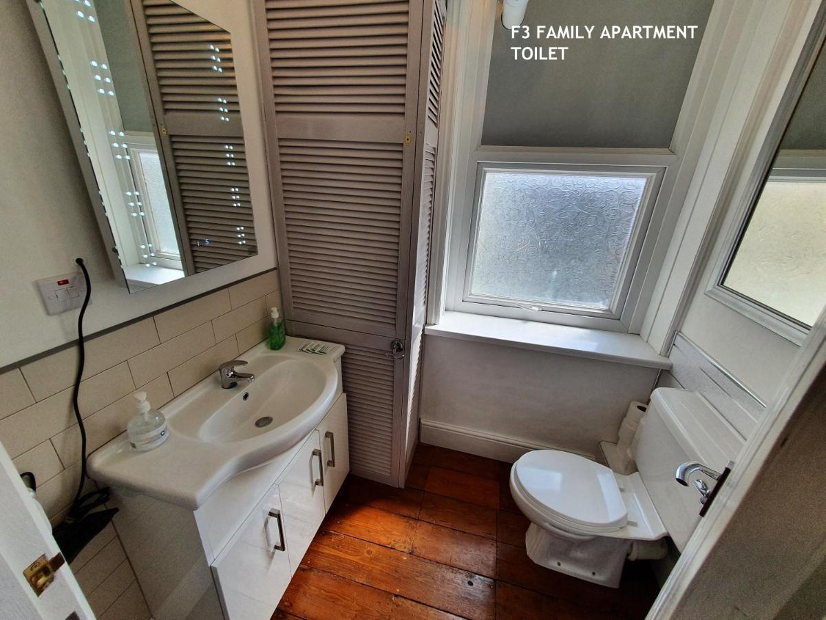 F3 2 Bedroomed Town House - Free Parking - Super 150 Mbps Wifi Near Gavin N Stacey Film House - 1 Free Dog Allowed Barry Exteriér fotografie